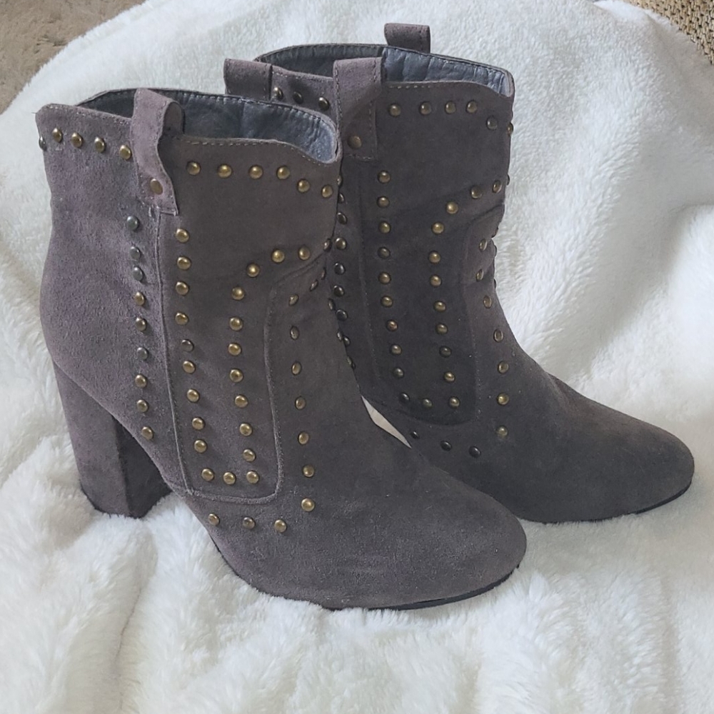 Ankle booties